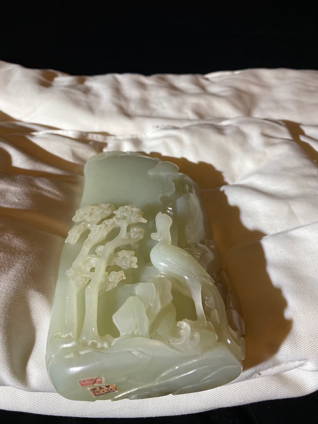 雕刻物件的實物照片：可與下一張同一物件的數位模型對照，理解數位化如何把實物轉為數位資料。